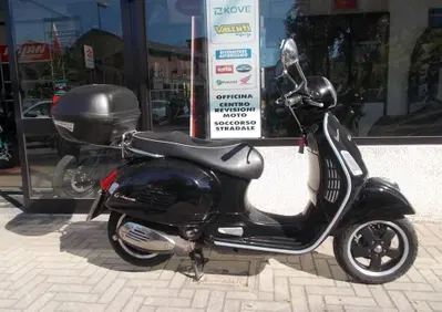 Vespa GTS 300 Super (2008 - 16) - Annuncio 10047250