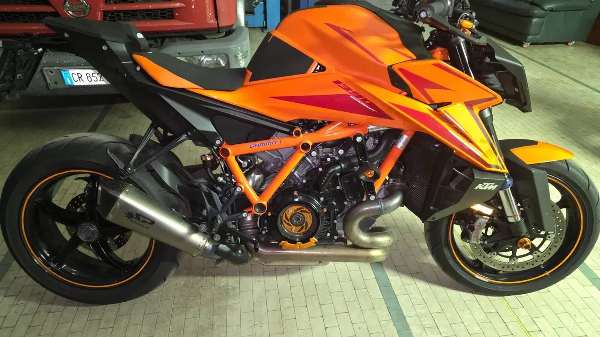 KTM 1390 Super Duke R EVO (2024 - 26)  (2)