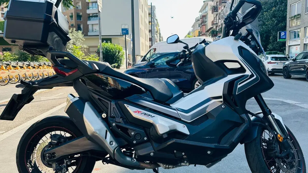 Honda X-ADV 750 (2018 - 20)  (2)