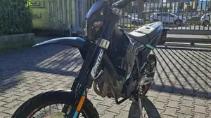 Fantic Motor Motard 125 Performance 4t (2020)  (4)