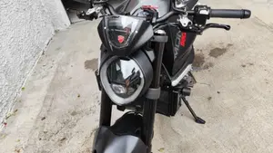 Ducati Monster 937 + (2021 - 25)  (4)