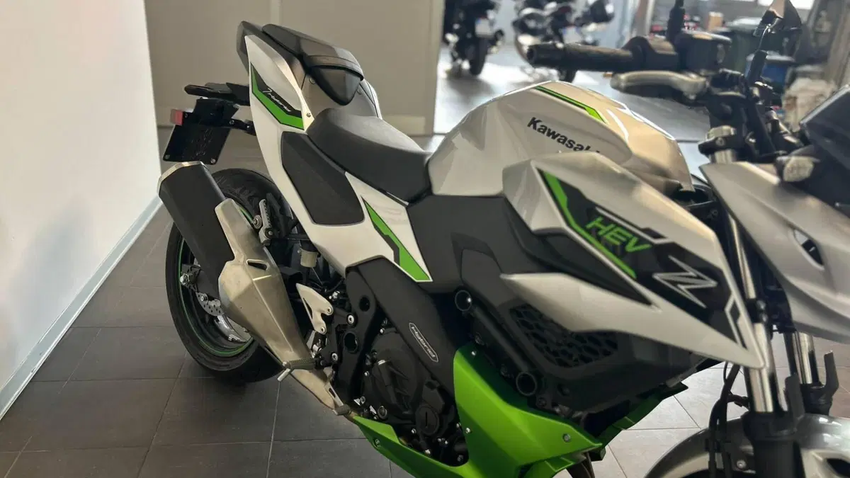 Kawasaki Z7 Hybrid (2024 - 26)  (7)