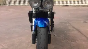 Triumph Speed Triple 955 (2002 - 04)  (4)