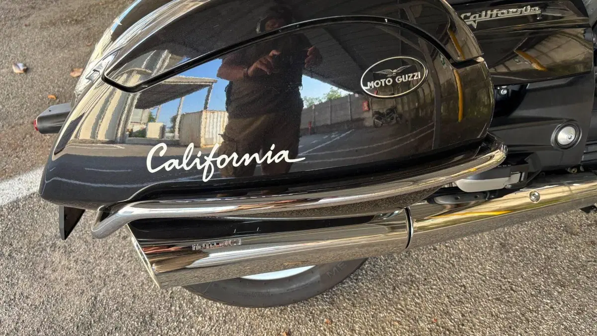 Moto Guzzi California 1400 Touring (2017 - 20)  (2)