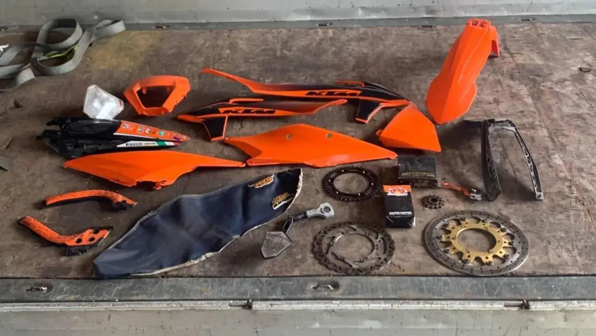 KTM 125 SX (2020)  (3)