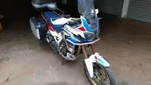 Honda Africa Twin CRF 1000L Adventure Sports DCT (2018 - 19)  (2)