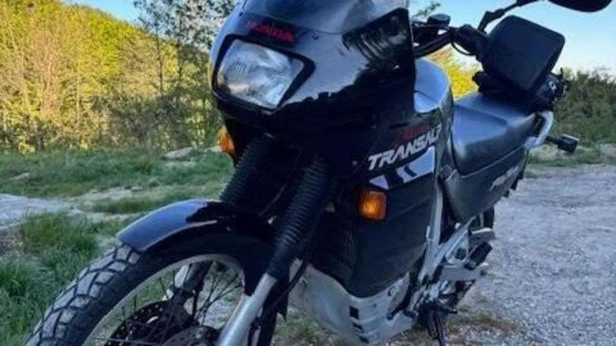 Honda Transalp XL 600V (1997 - 99)  (3)