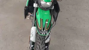 Kl KXE 125 Motard (2022 - 24)  (3)