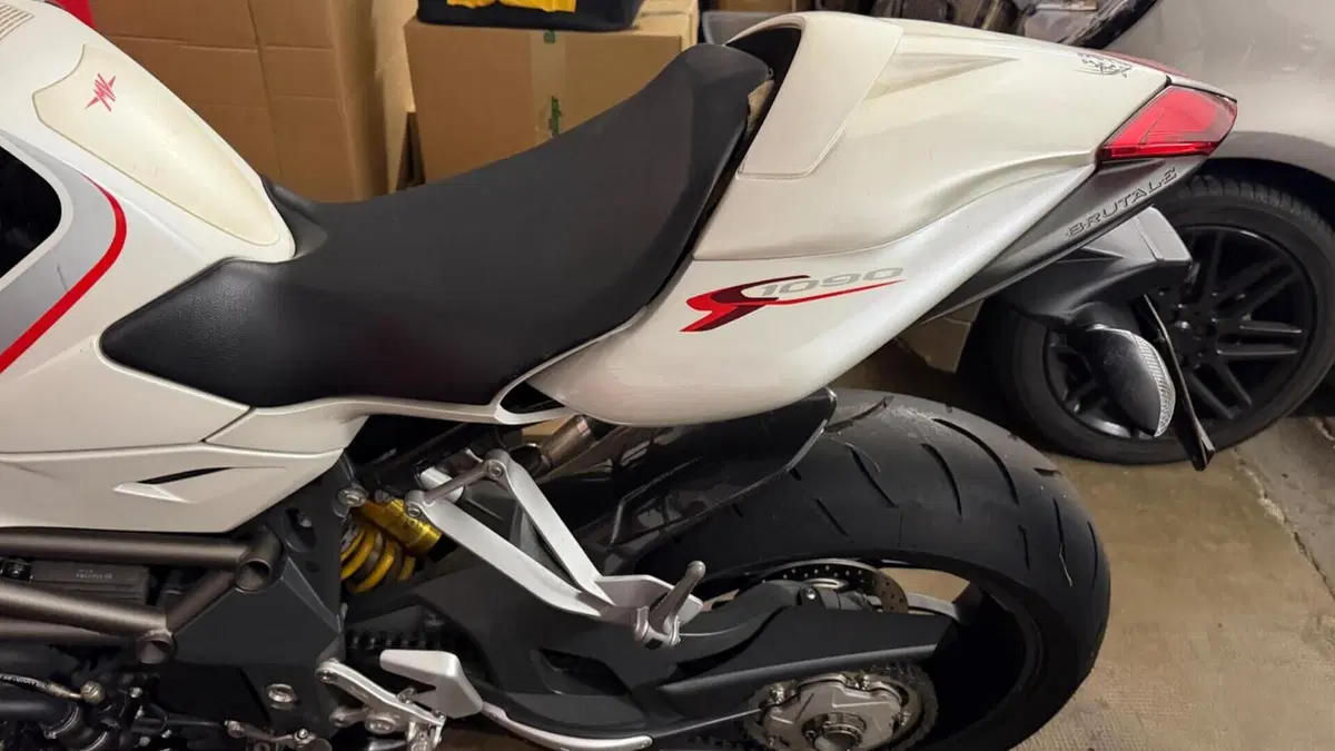 MV Agusta Brutale 1090 RR (2009 - 15)  (3)
