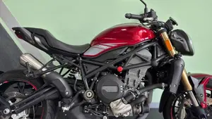 Benelli 752 S (2019 - 20)  (9)