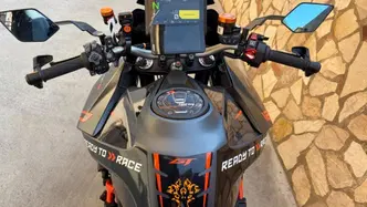 KTM 1290 Super Duke GT (2022 - 25) usata