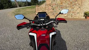 Honda Africa Twin CRF 1100L DCT (2020 - 21)  (6)