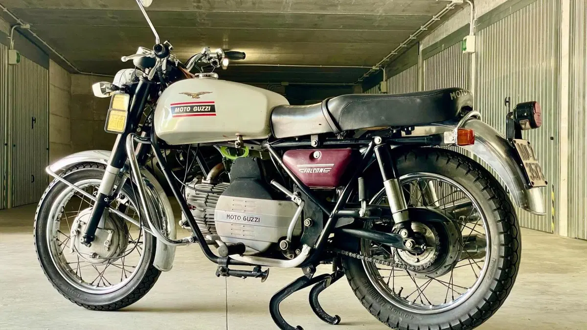 Moto Guzzi   (3)