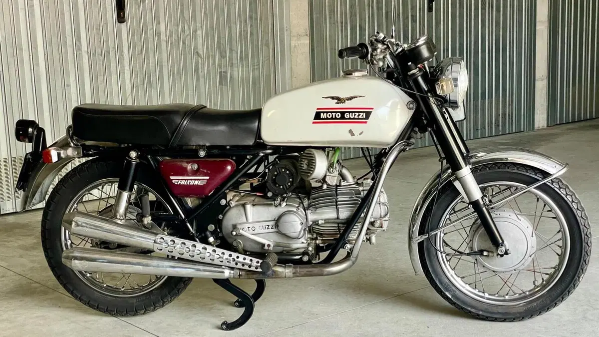 Moto Guzzi   (4)