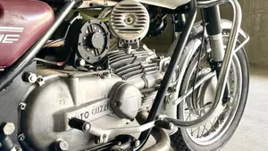 Moto Guzzi   (8)