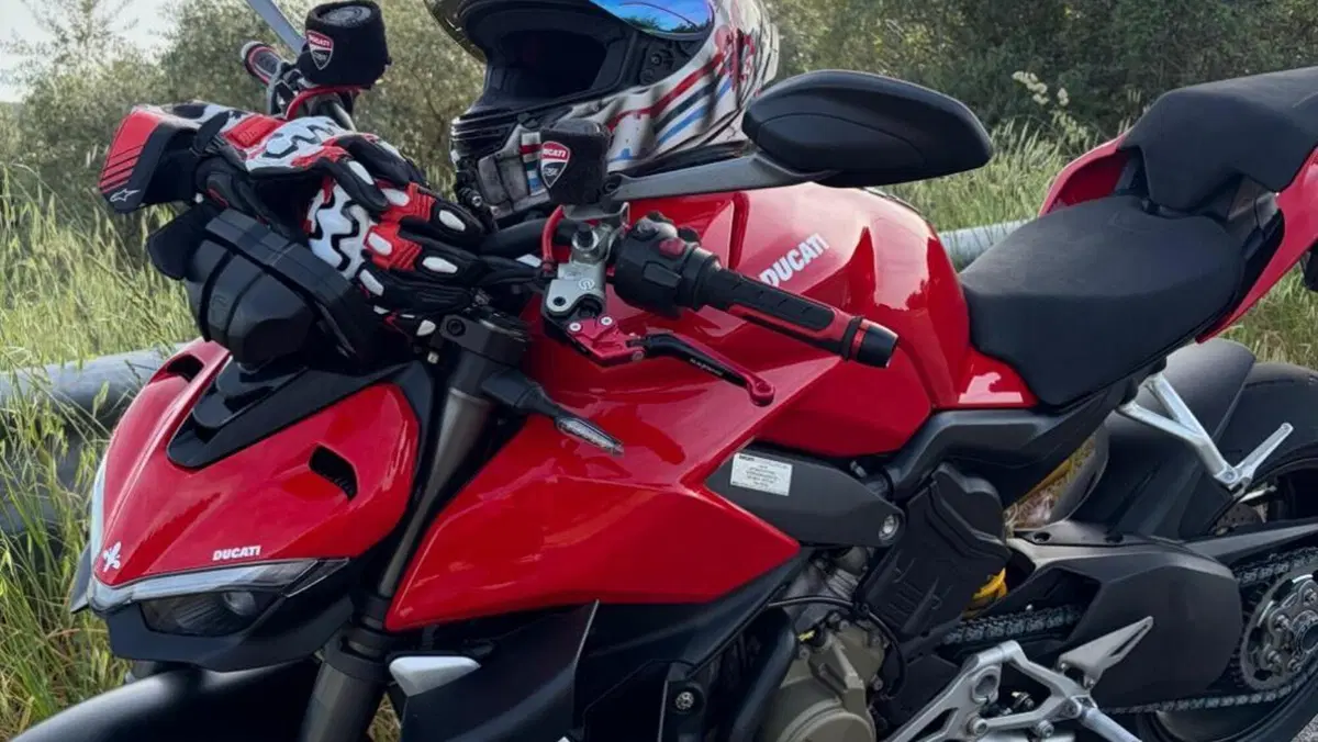 Ducati Streetfighter V4 1100 (2020) 