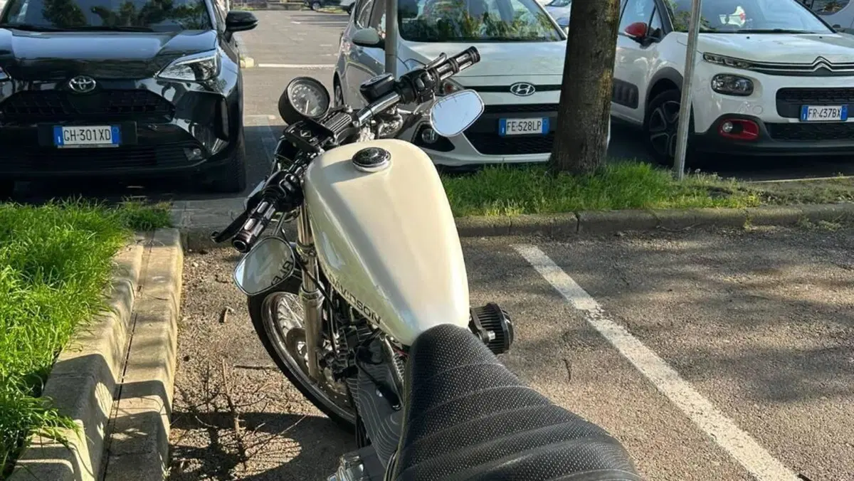 Harley-Davidson 883 (2006 - 07) - XL 