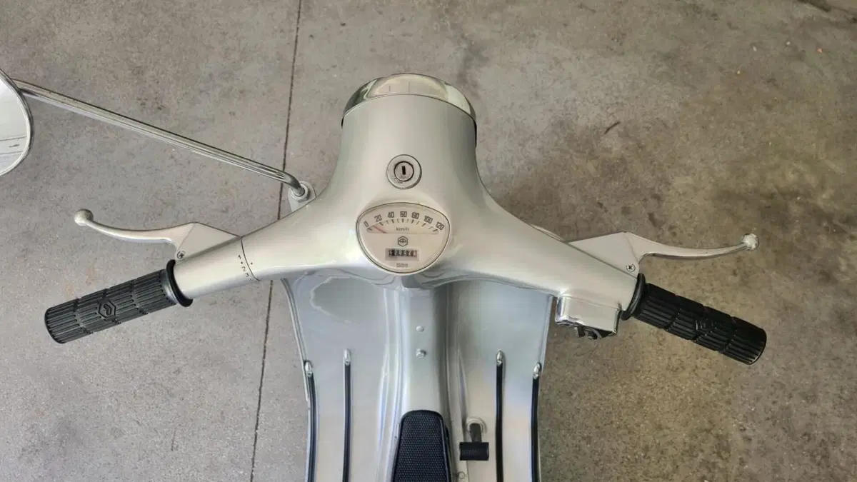 Piaggio   (2)
