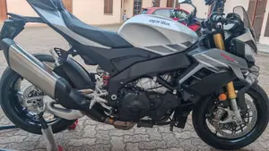 Aprilia Tuono V4 (2025 - 26)  (3)