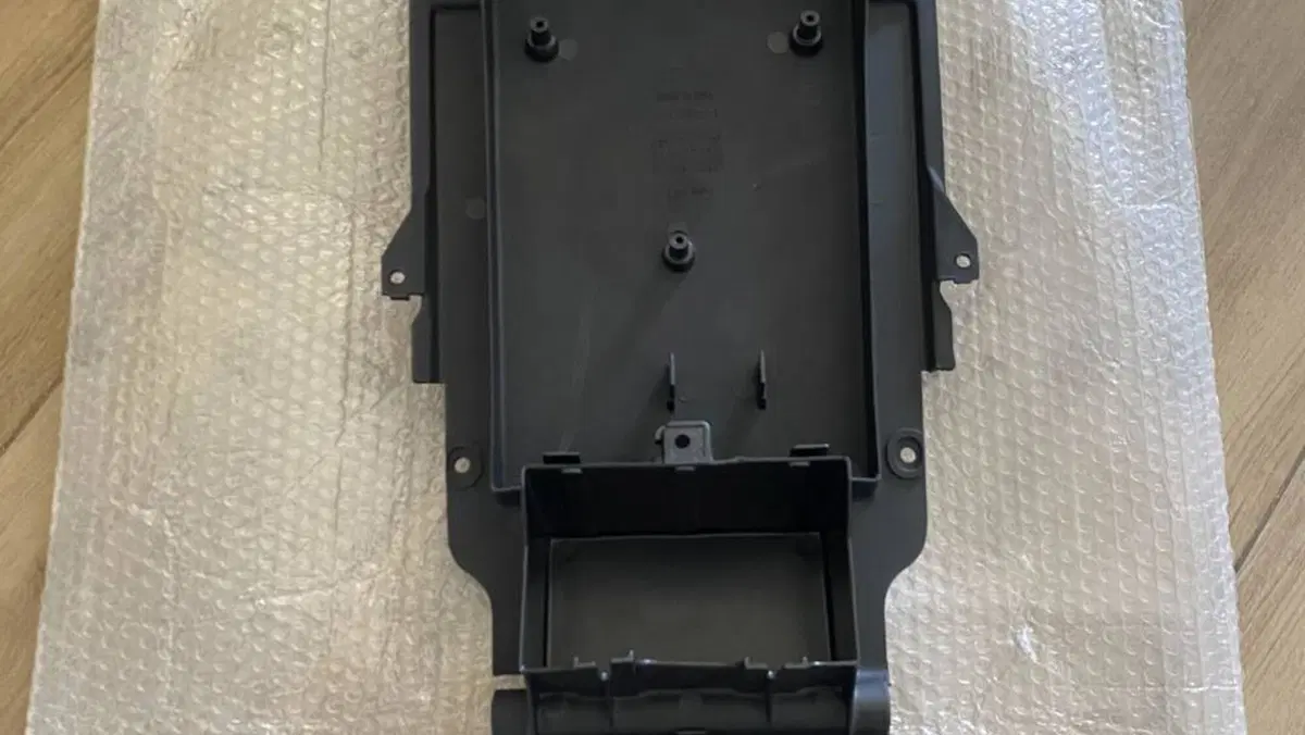 Aprilia Tuono 1000 R Factory (2004 - 05)  (11)