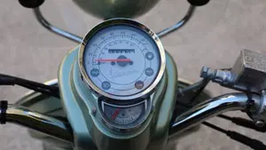 Piaggio Vespa 125 XL  (4)