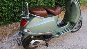 Piaggio Vespa 125 XL  (8)