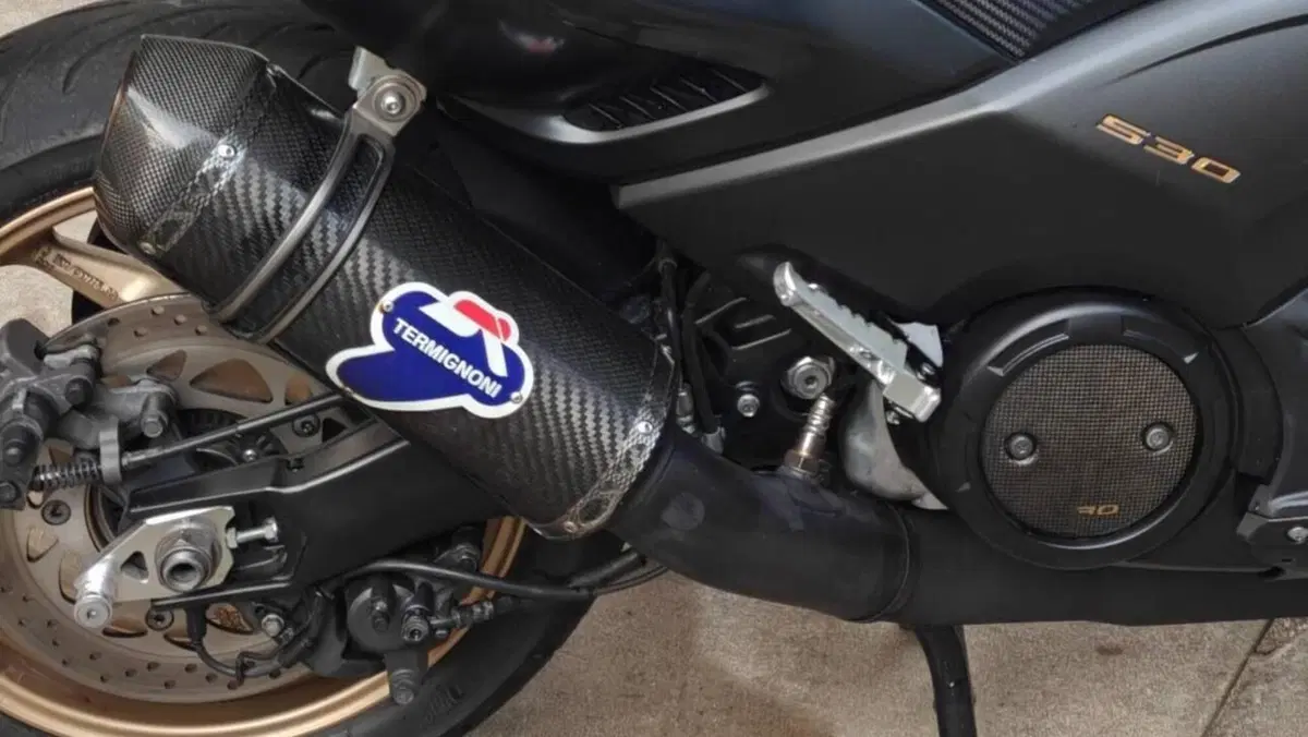 Yamaha T-Max 530 Iron Max ABS (2014 - 17)  (8)