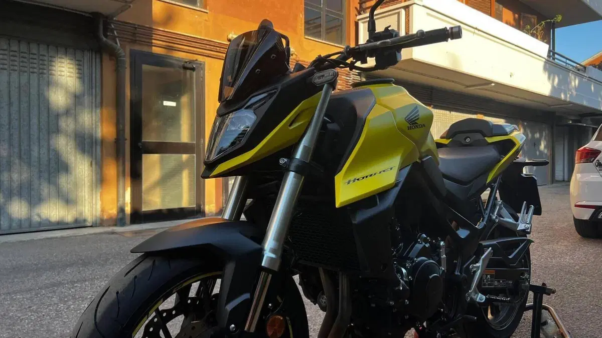 Honda CB 750 Hornet (2023 - 24)  (4)