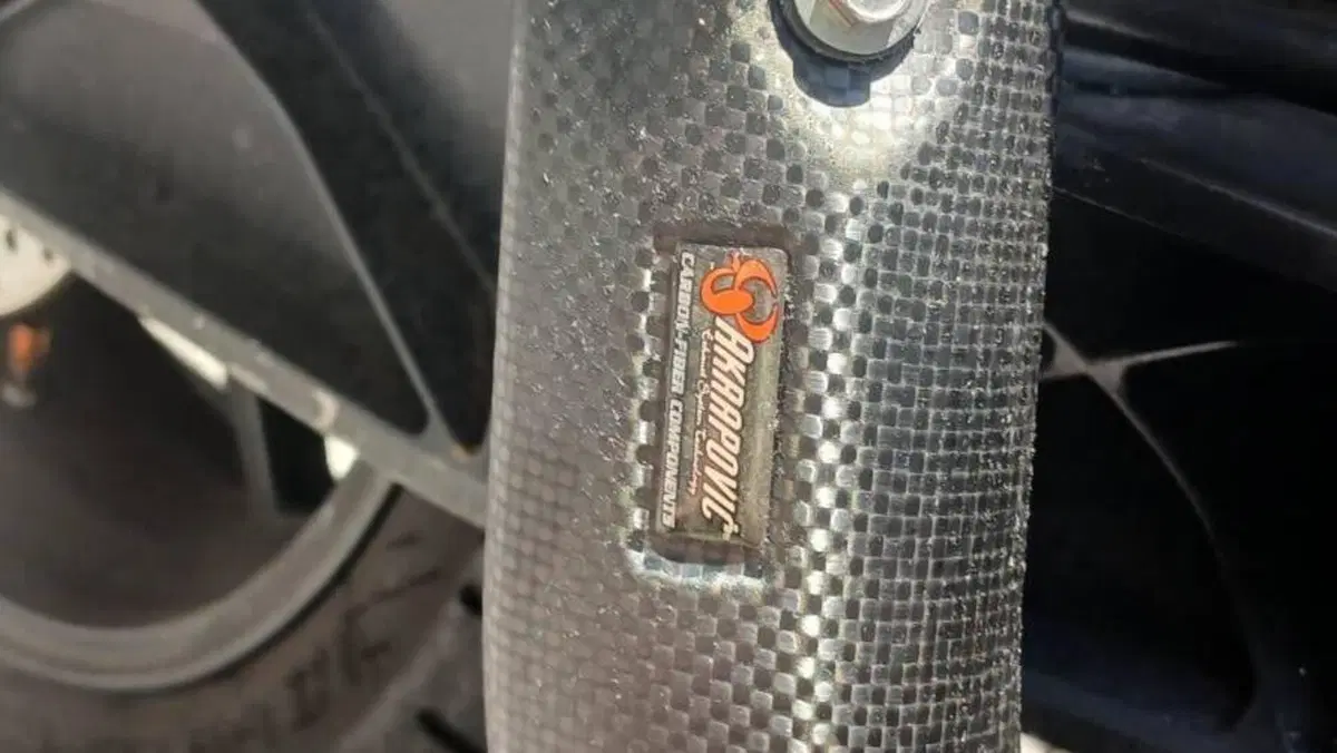 KTM 690 Supermoto  (13)