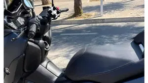 Yamaha X-Max 300 (2021 - 24)  (4)