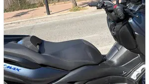 Yamaha X-Max 300 (2021 - 24)  (7)