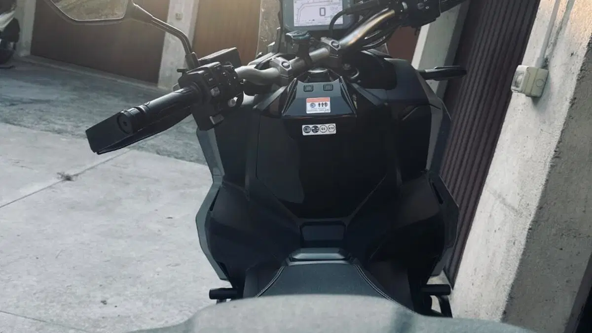 Honda X-ADV 750 DCT (2021 - 24)  (3)
