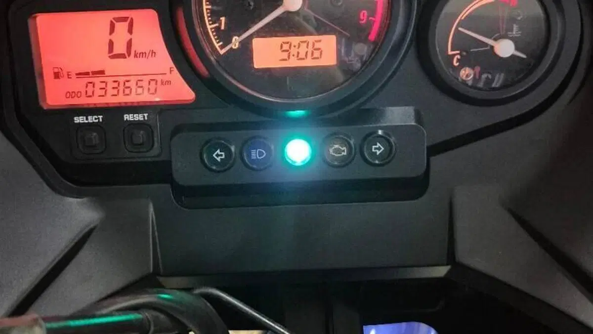 Yamaha TDM 900 (2002 - 14)  (2)