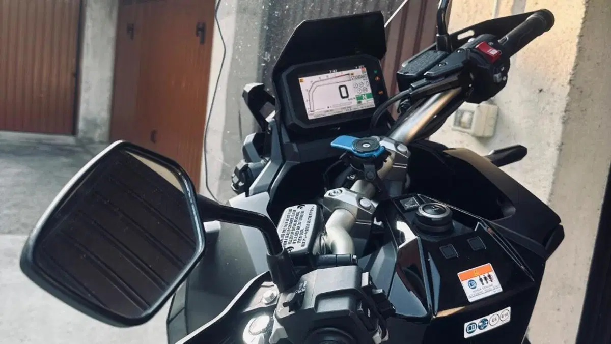 Honda X-ADV 750 DCT Gravel (2021 - 24)  (4)