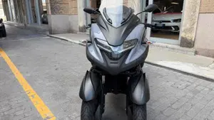 Yamaha Tricity 300 (2020)  (3)