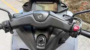 Yamaha Tricity 300 (2020)  (4)