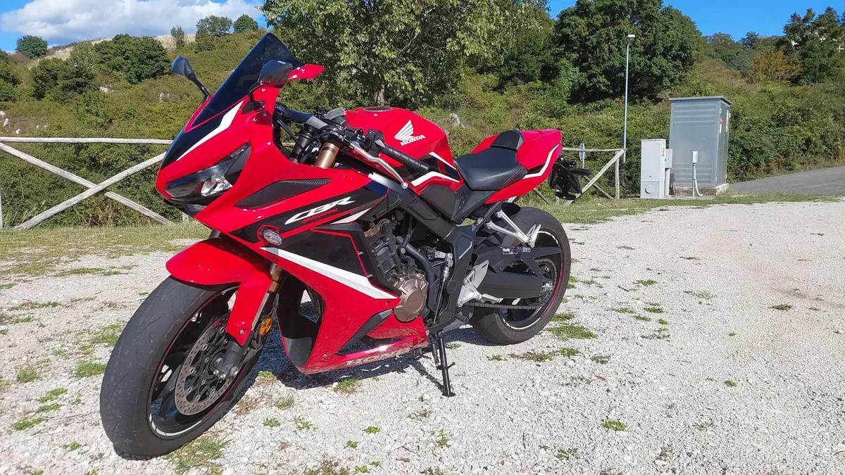 Honda CBR 650 R (2021 - 23)  (6)