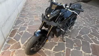 Yamaha MT-09 (2021 - 23) usata