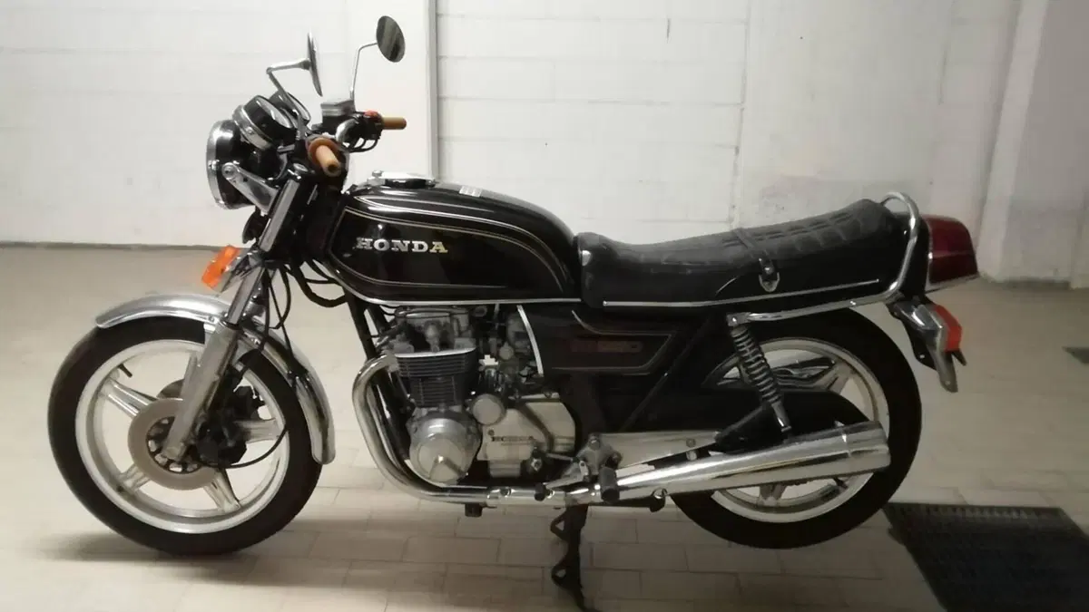 Honda   (6)