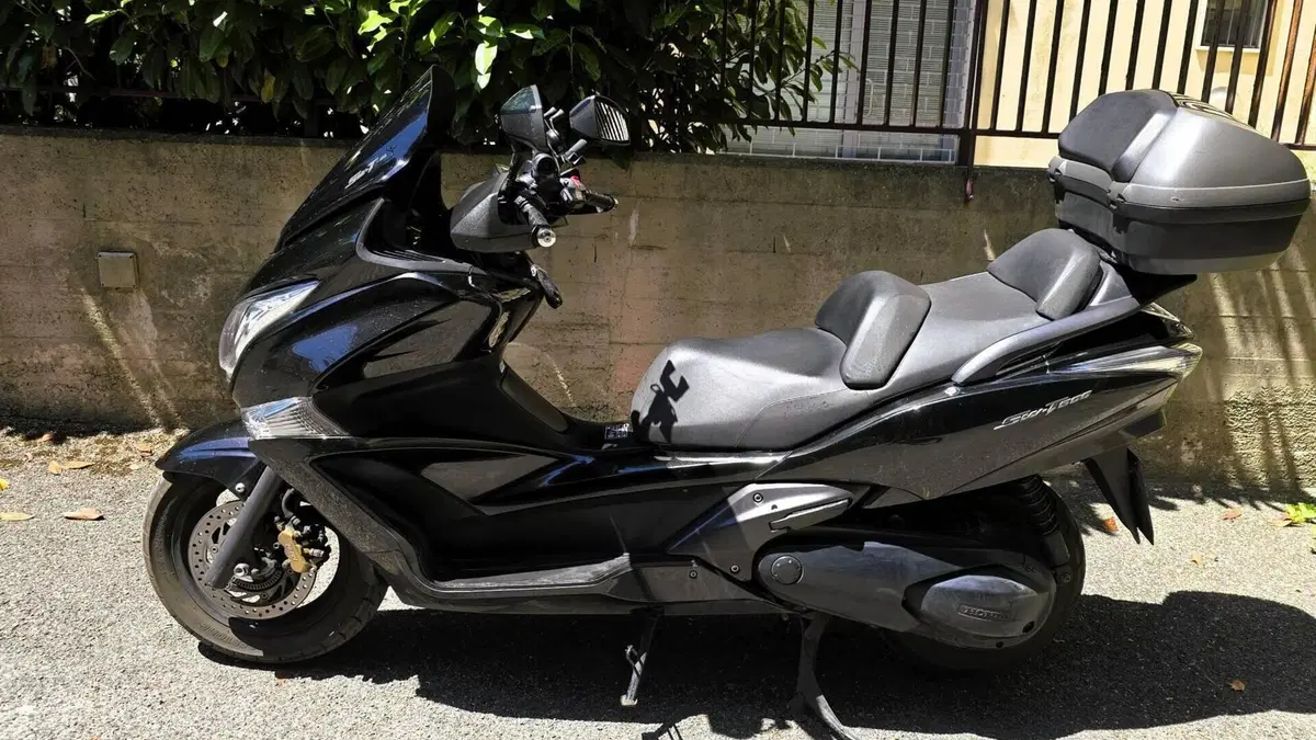 Honda SW-T 600 ABS (2012 - 16)  (2)