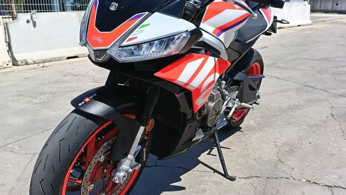 Aprilia Tuono 660 Factory (2022 - 24)  (6)