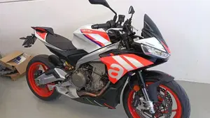 Aprilia Tuono 660 Factory (2022 - 24)  (7)