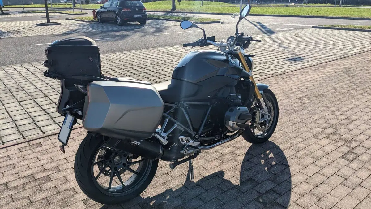 Bmw R 1200 R (2015 - 16)  (4)