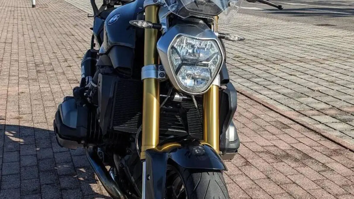 Bmw R 1200 R (2015 - 16)  (10)