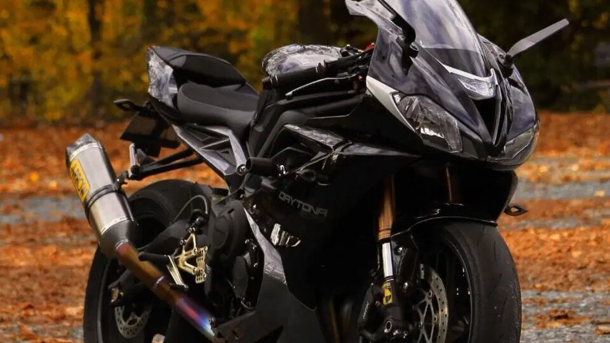 Triumph Daytona 675 (2013 - 14) 