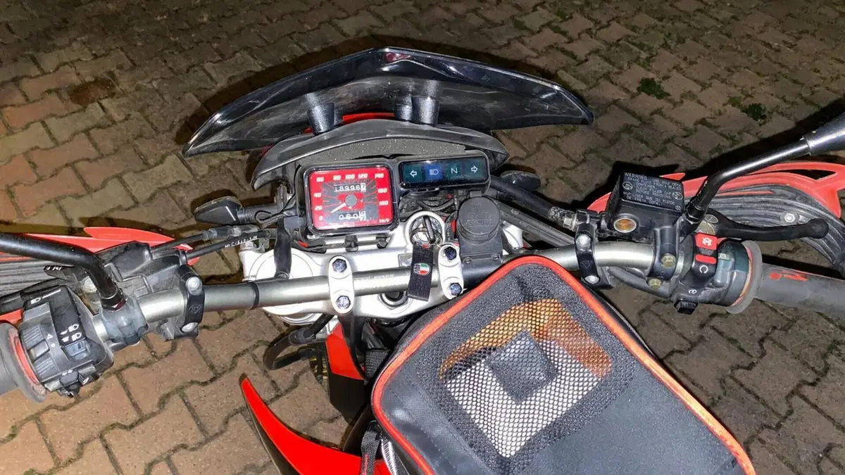 Honda FMX 650  (5)