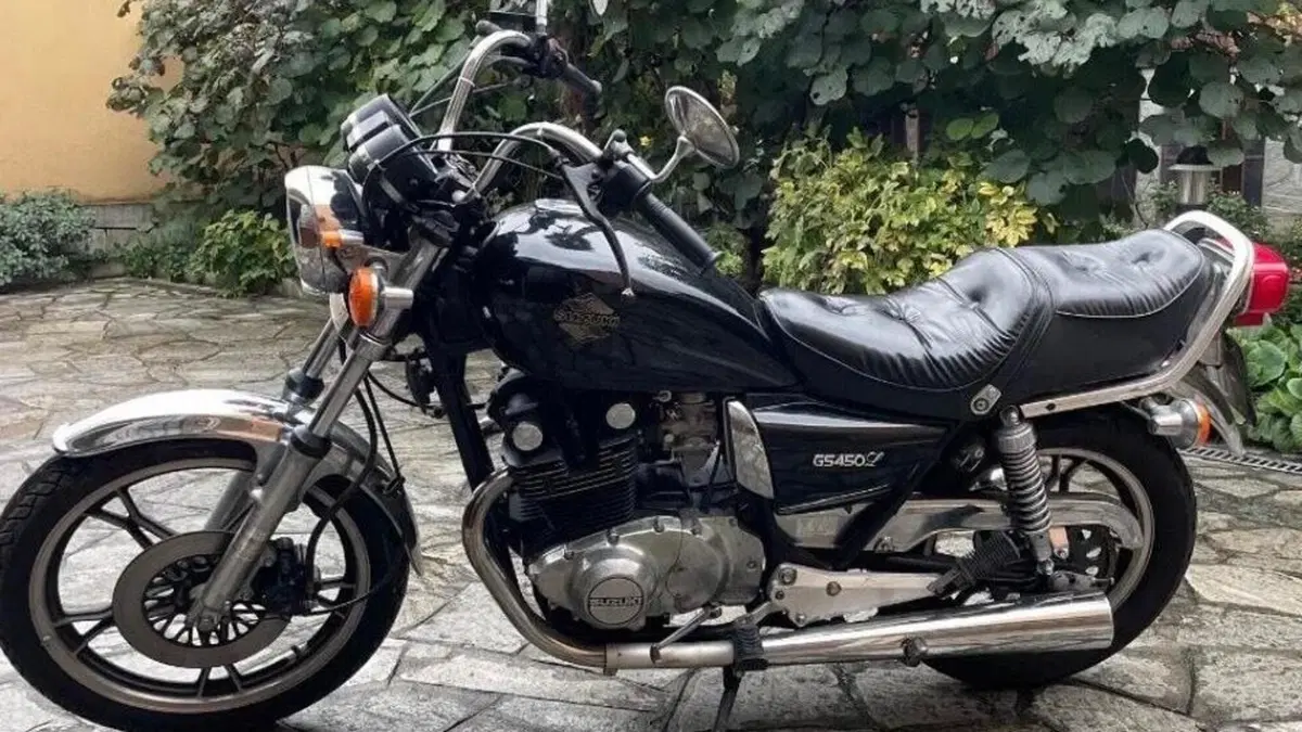 Suzuki GS 450 S (1982 - 89)  (2)