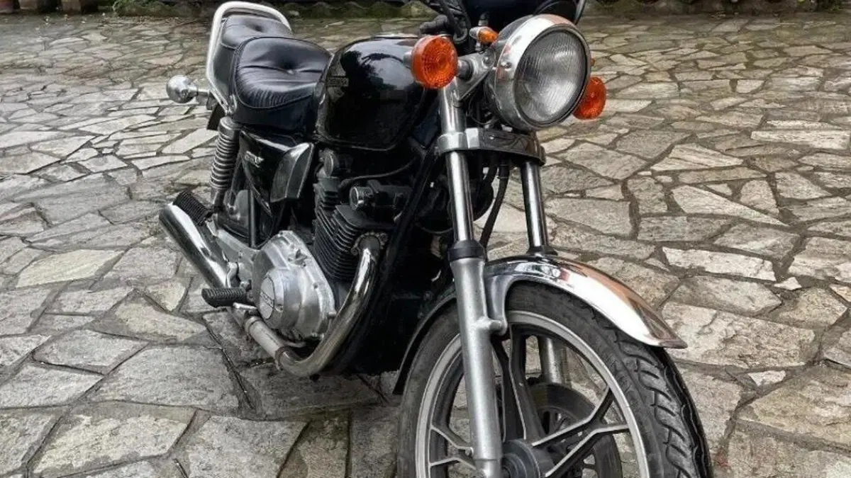 Suzuki GS 450 S (1982 - 89)  (5)