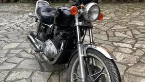 Suzuki GS 450 S (1982 - 89)  (5)