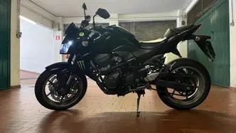 Kawasaki Z 750 (2007 - 14) usata
